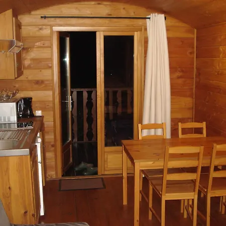 Luxury tent La Pomone